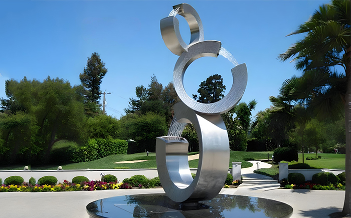 探索不銹鋼噴泉雕塑，開(kāi)啟水與藝術(shù)的奇妙之旅